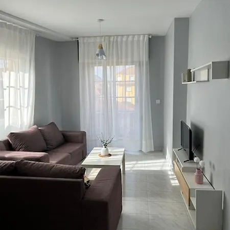 Apartamento Amplio En El Centro De Portonovo *