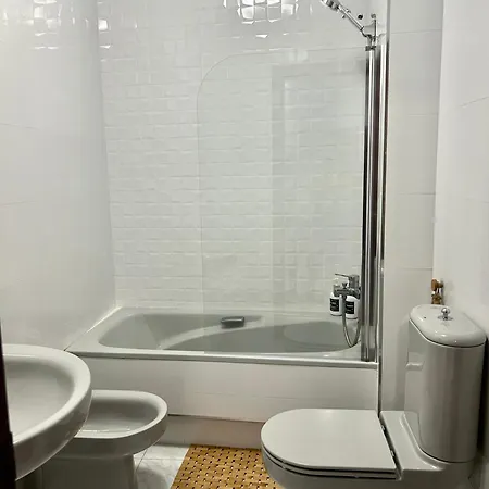 Apartamento Amplio En El Centro De Portonovo